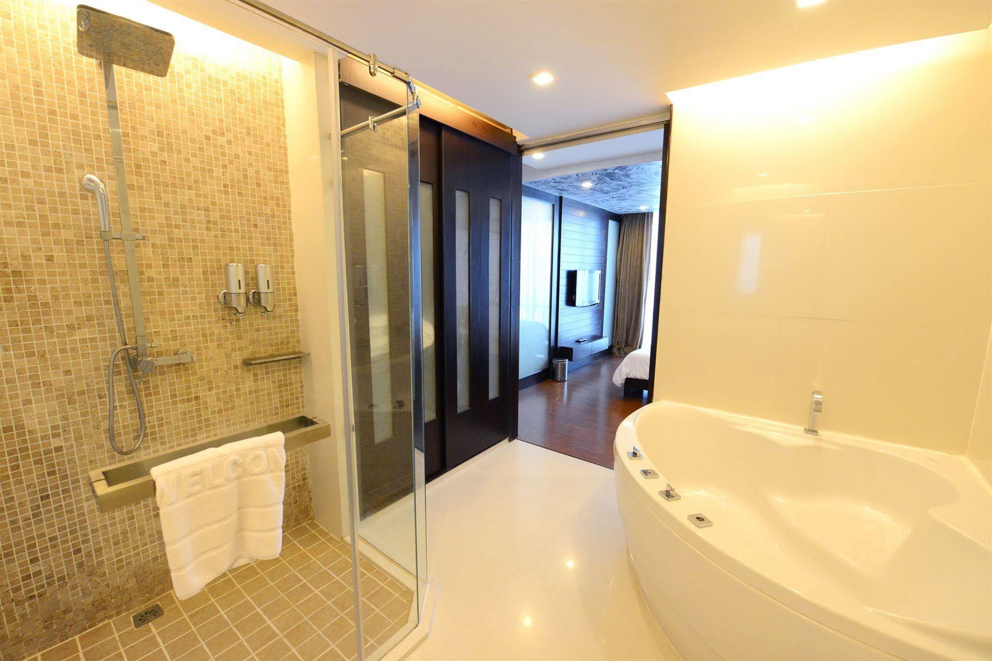 Vacio Suite 방콕 외부 사진